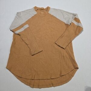 American Eagle Outfitters Tan and Cream Knit Sweater